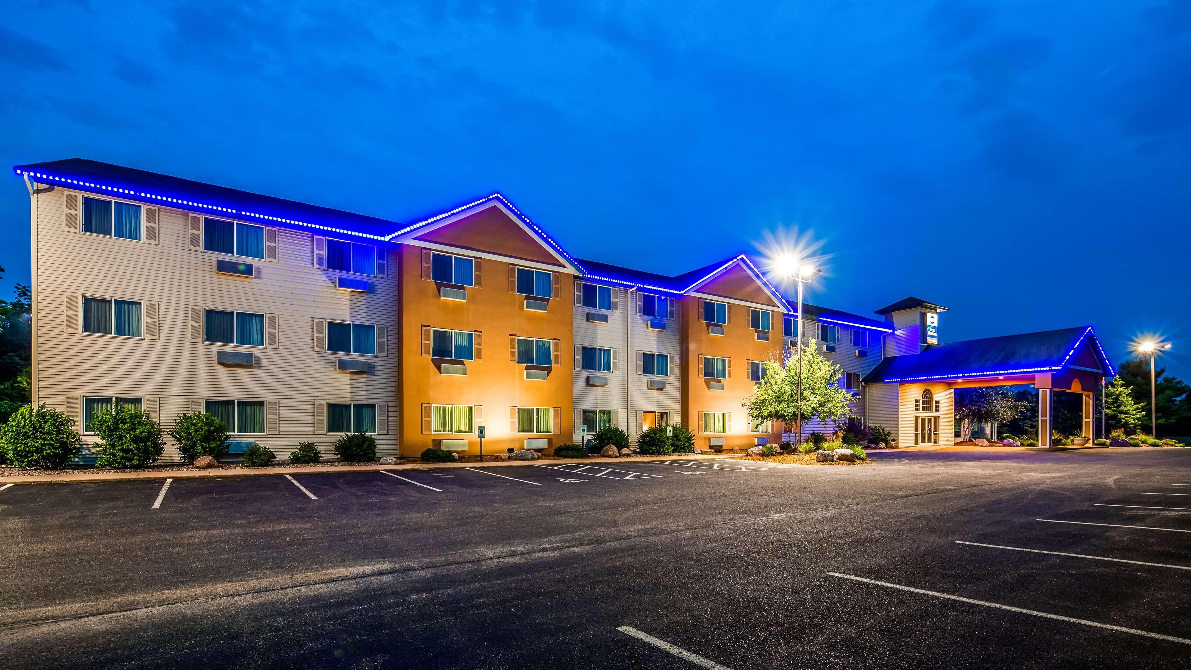 Best Western Wittenberg Inn Exterior photo